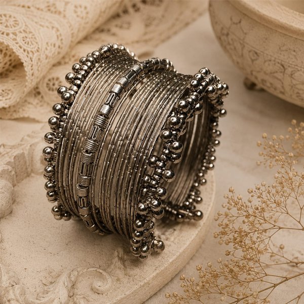Srida-Whispering-Leaves-Necklace-2
