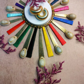 Handmade Silk Thread Cowrie Necklace Set