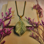 Minimal Leaf Pendant