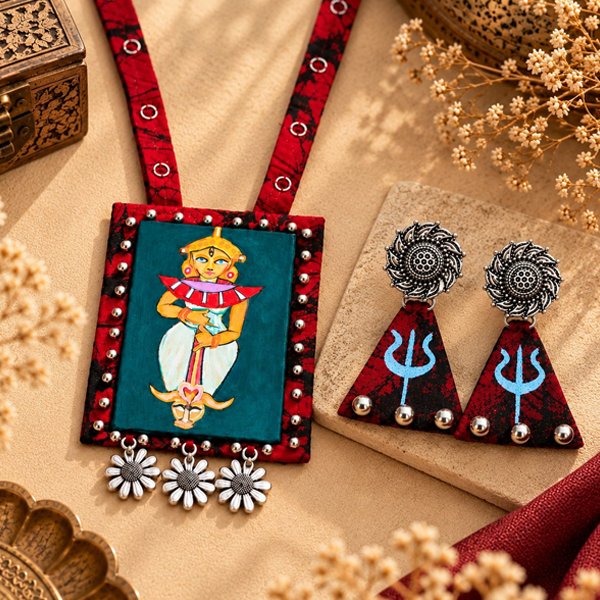 Hand-Painted-Durga-Necklace Durga Handmade Necklace, crafted on cloth using oxidised materials.